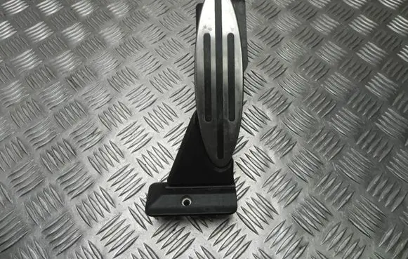 Mini One - Cooper Coupe R56 Accelerator throttle pedal 6786593 T2450