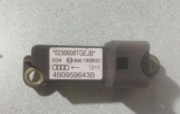 Audi A4 S4 B5 8D Airbag deployment crash/impact sensor 4B0959643B 0230608TGEJB 180800