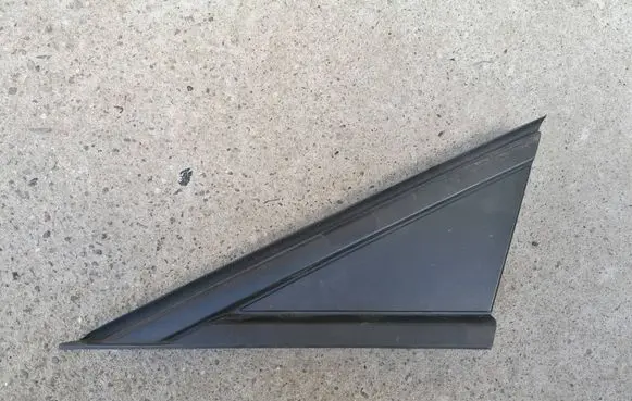 Opel Astra K Front arch trim 39207208