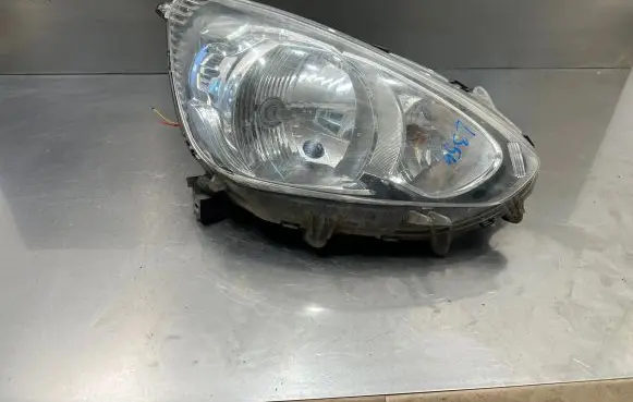 Mitsubishi Space Star Headlight/headlamp W0563