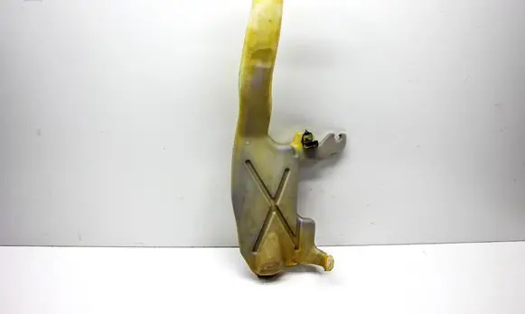 Dodge Durango III Windshield washer fluid reservoir/tank 55079365