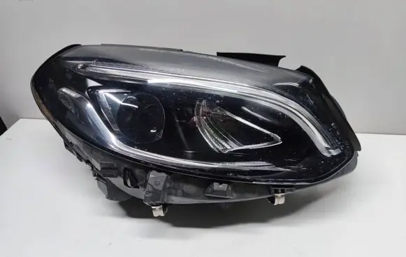 Mercedes-Benz B W246 W242 Headlight/headlamp A2469062801