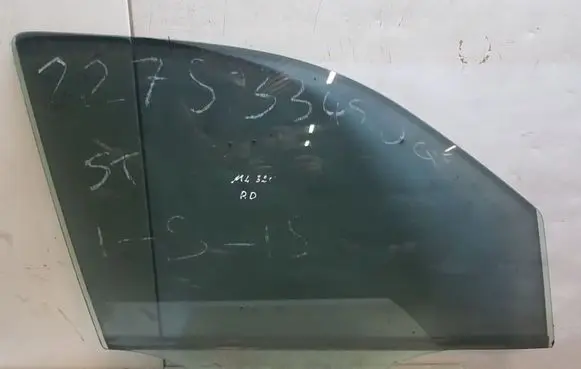 Mercedes-Benz ML W163 Front door window glass four-door