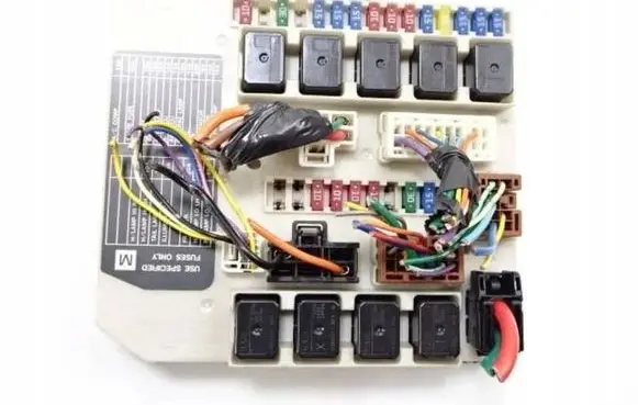 Nissan X-Trail T31 Central body control module
