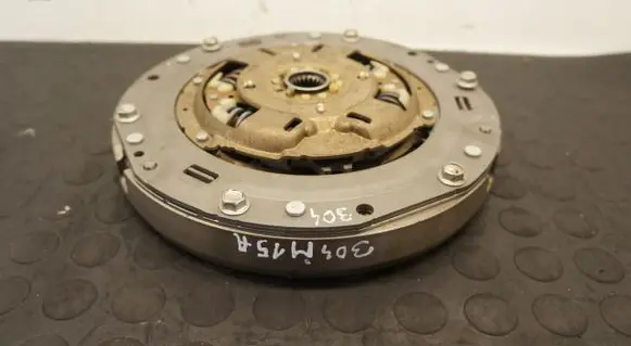 Toyota Yaris XP210 Torque converter 1J060003