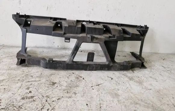 Renault Scenic II - Grand scenic II Top upper radiator support slam panel 8200140174