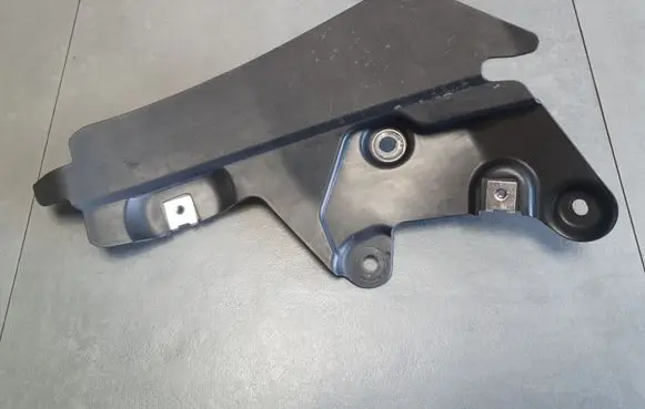 Audi Q8 Rear mudguard 4M8854815A