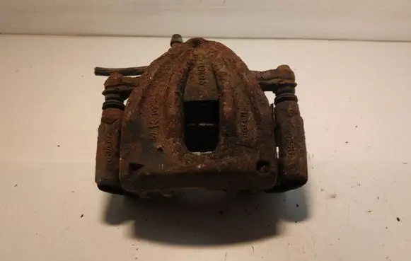 Toyota Corolla Verso AR10 Front brake caliper
