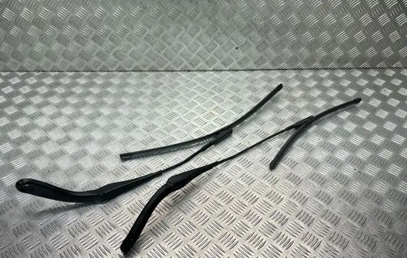 BMW 4 F36 Gran coupe Headlight wiper blade set 7297553 7260474