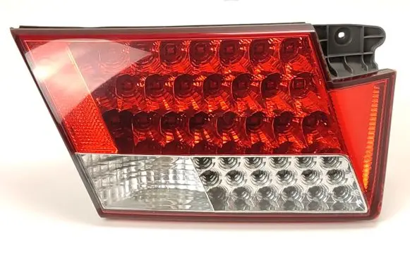 Hyundai Grandeur Tailgate rear/tail lights 924033L0 924033LO 20260212HCR1344