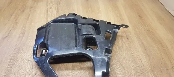 BMW 2 F22 F23 Rear bumper mounting bracket 7285534
