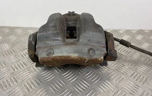 Volvo XC90 Front brake caliper