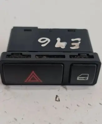 BMW 3 E46 Hazard light switch 8368920
