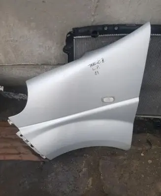 Renault Trafic II (X83) Fender