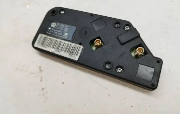 Volkswagen Eos Aerial antenna amplifier 1Q0035577 7617310060