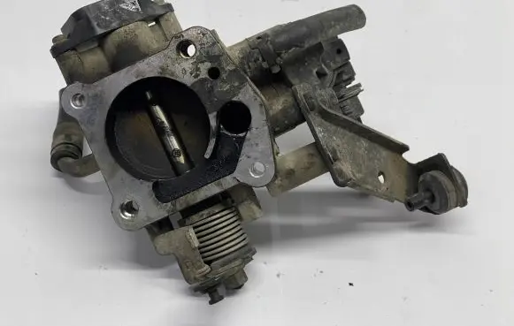 KIA Spectra Throttle valve 0280140571