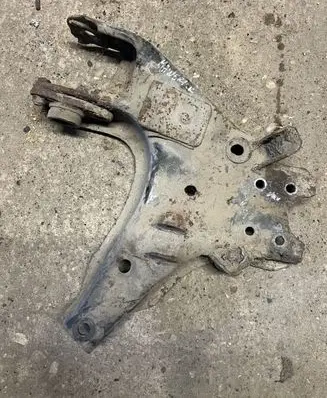 Nissan Terrano Front lower control arm/wishbone