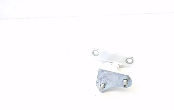 Rear door upper hinge