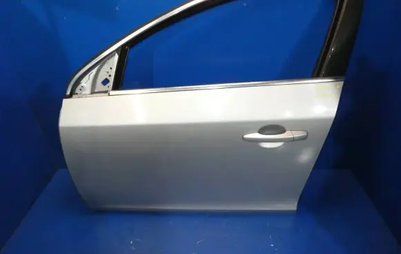 Volvo S60 Front door