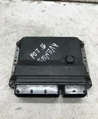 Toyota Avensis T270 Engine control unit/module 8966105D30 MB2759000183