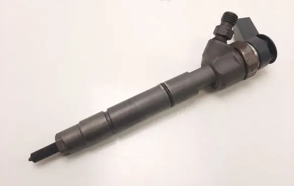 Mercedes-Benz B W245 Fuel injector A6400700787 6RRT31 16152172