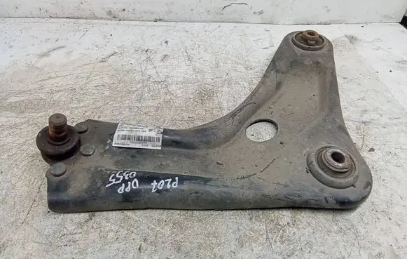 Peugeot 207 Front lower control arm/wishbone