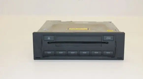 Skoda Octavia Mk2 (1Z) CD/DVD changer 1Z0035111A CXCV1492GC