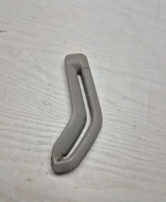 Volvo S60 Seat belt trim RH1882