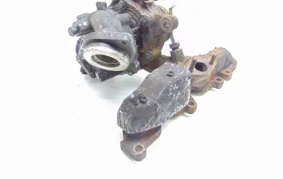 Volkswagen Polo V 6R Turbo 03L253056D