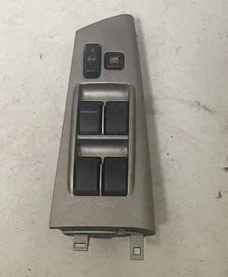 Toyota Corolla E120 E130 Electric window control switch 7423202270