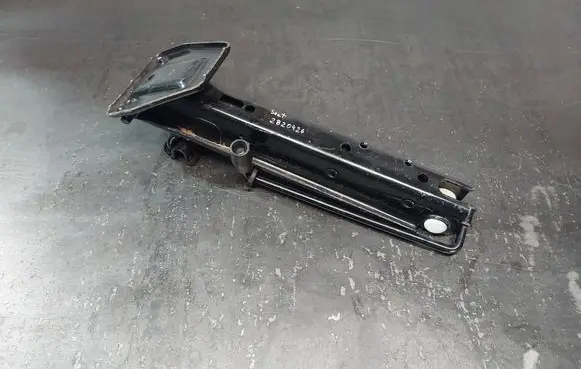 Seat Alhambra (Mk1) Lift Jack 7M0011031E 7M3012021A 95VW17080BD