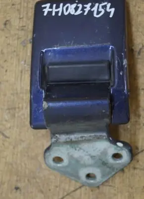 Volkswagen Transporter - Caravelle T5 Loading door lower hinge 7H0827154