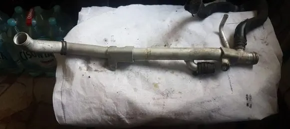 Audi A6 S6 C7 4G Engine coolant pipe/hose 07L121070R