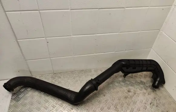 Ford Mondeo Mk III Intercooler hose/pipe 6G916K683A