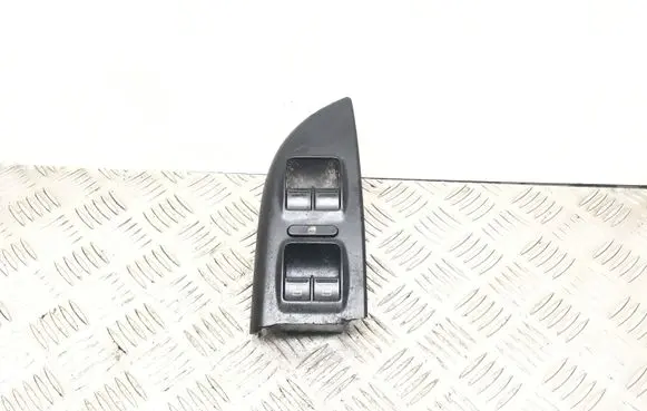 Skoda Octavia Mk2 (1Z) Electric window control switch 1Z09598588 077401S