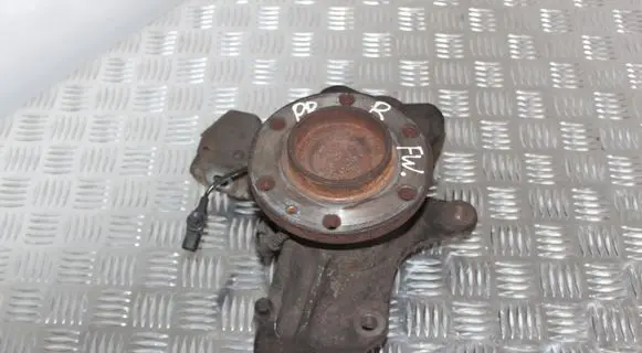 Volkswagen Crafter Front wheel hub 9063303520 2E0407304M 906332