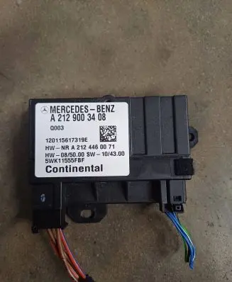 Mercedes-Benz E W212 Fuel injection pump control unit/module A2129003408 5WK11555FBF 120115617319E