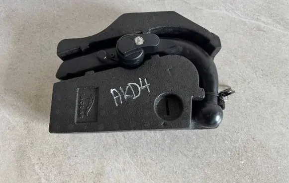 Jaguar XF X250 Tow bar DX2319E538AC-AKD4
