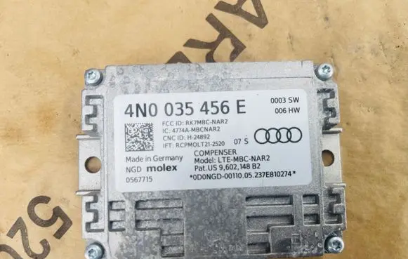 Audi S5 F5 Aerial antenna amplifier 4N0035456E