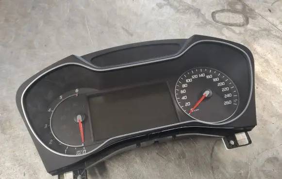 Ford Mondeo MK IV Speedometer (instrument cluster) CS7T10849VH