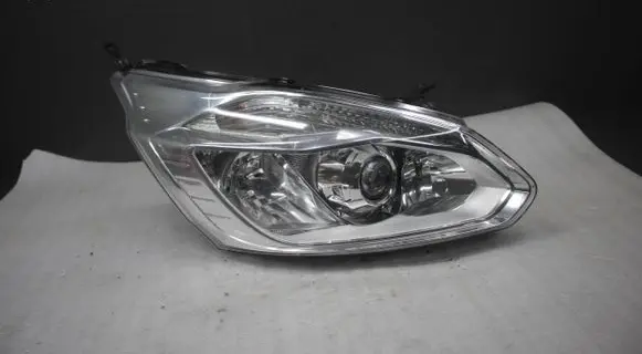 Ford Transit Custom Headlight/headlamp 