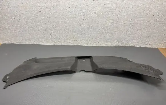 Radiator trim
