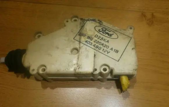 Ford Scorpio Central locking motor 87bg220a20a1b
