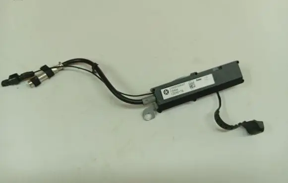 Chrysler Grand Voyager IV Antenna control unit 04685636AF
