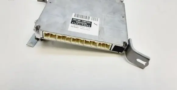 Lexus RX 330 - 350 - 400H Engine control unit/module 8966148880