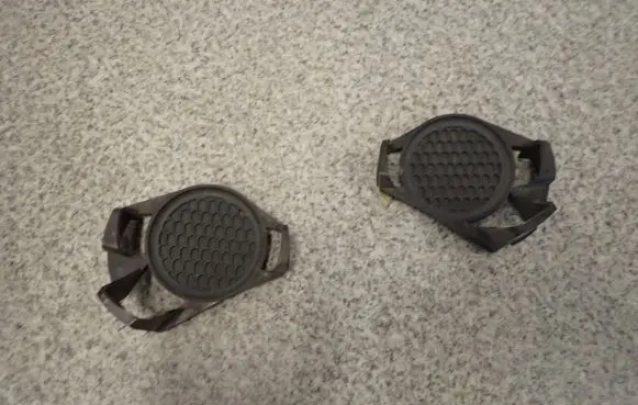 Nissan Note (E11) Front fog light trim/grill