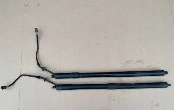 Land Rover Evoque I Tailgate/trunk/boot tension spring BJ3270354