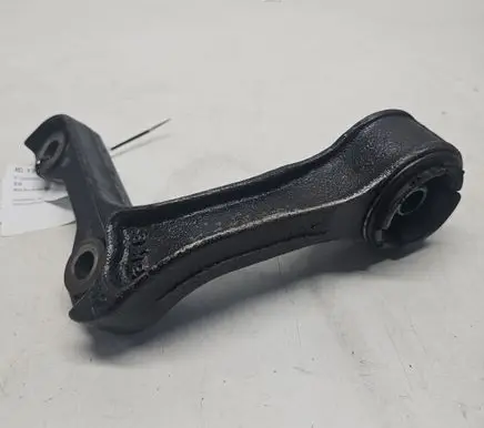 KIA Sorento Front differential bracket 