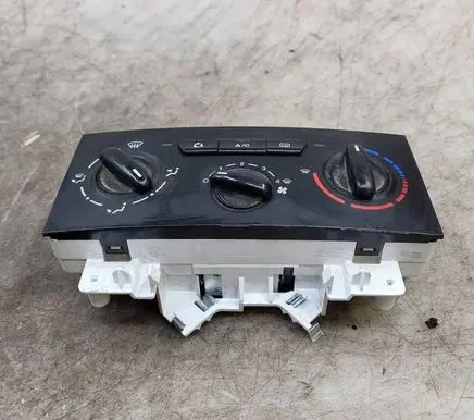Peugeot Partner Climate control unit 9662494880 A42103200