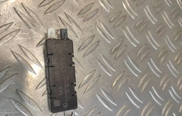 Antenna control unit